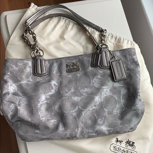 Coach Signature Tote